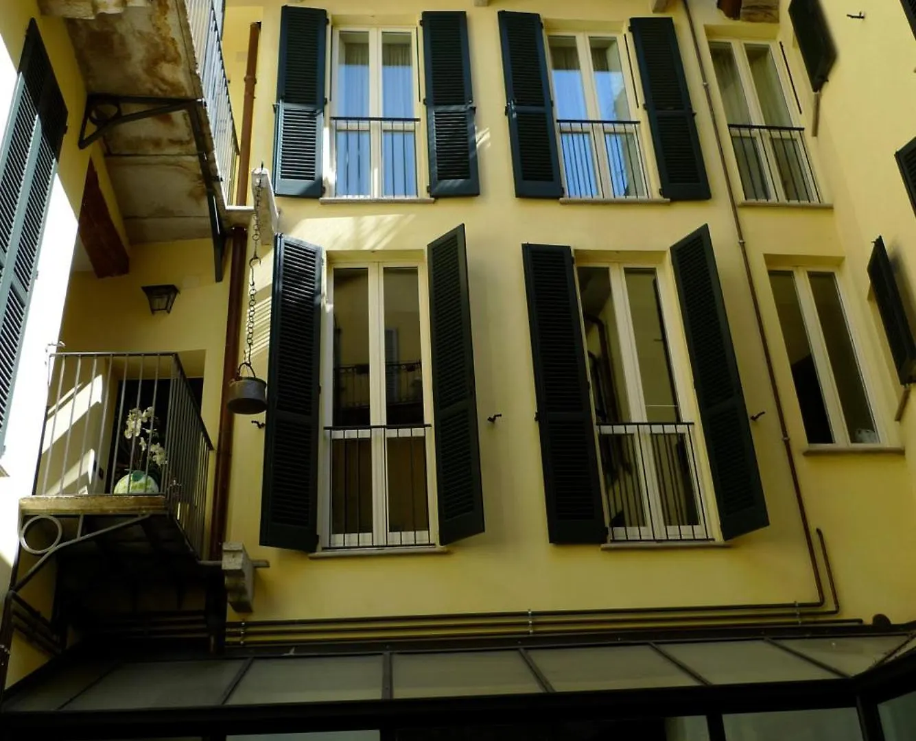 Daire Nice Home Milano San Maurilio Family